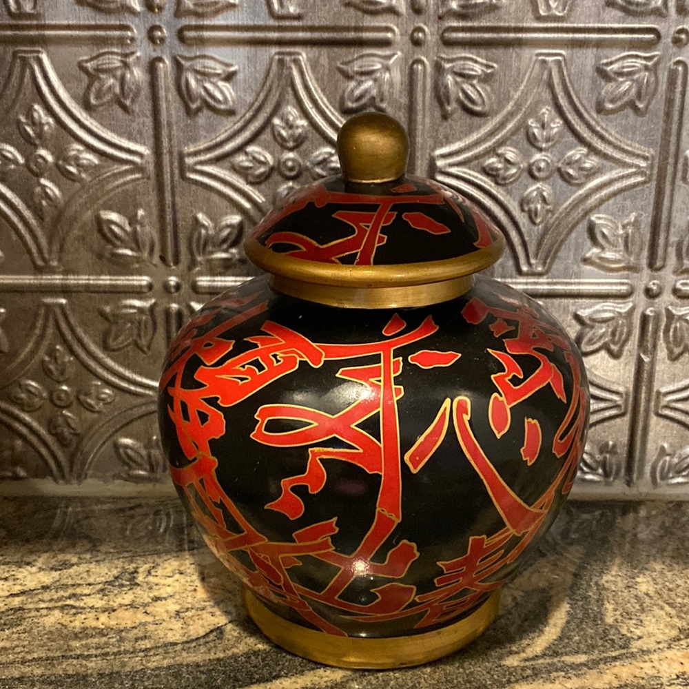 Red on Black Asian Bell Jar